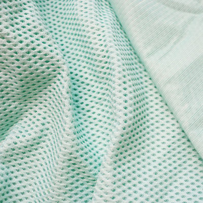 Good price 400GSM Material de malha de ar 2mm Nylon Polyester malha de tecido 57in a 58in on-line