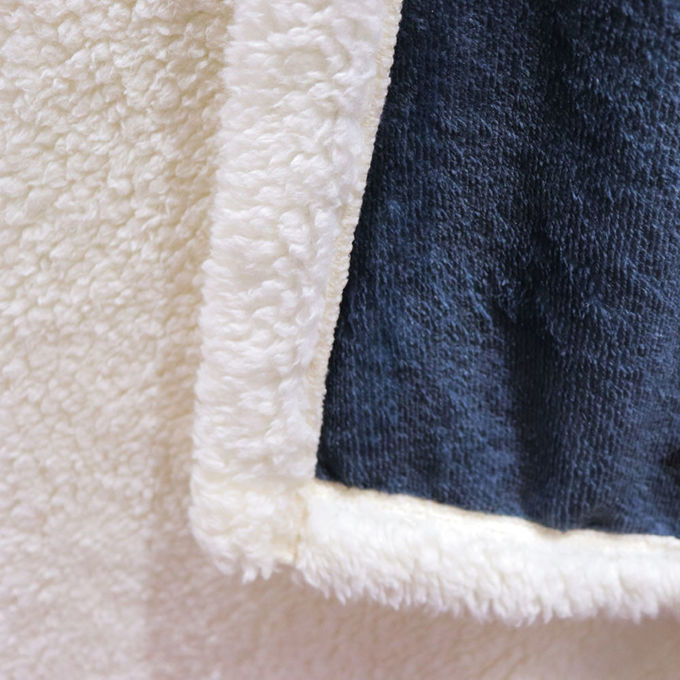 Ligeiro aconchegante Coral Fleece Lançar Falsa pele Lançar cobertor Retardante de Chama 3