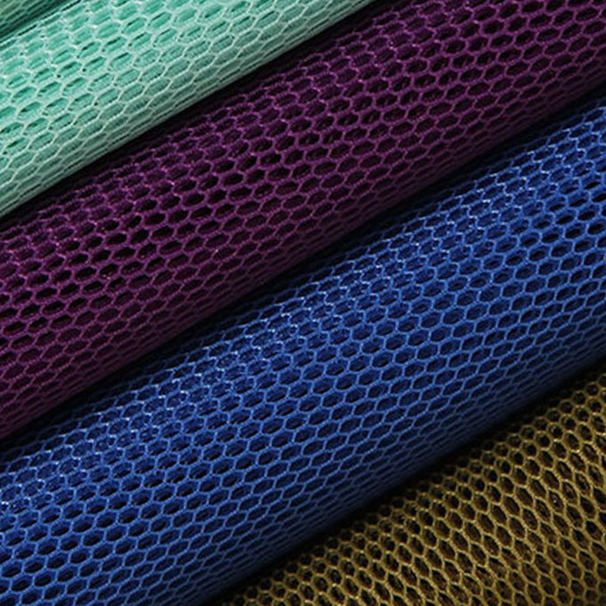 Memória 4mm 3D Material de malha de poliéster Tecido de malha de poliéster Muito respirável 6