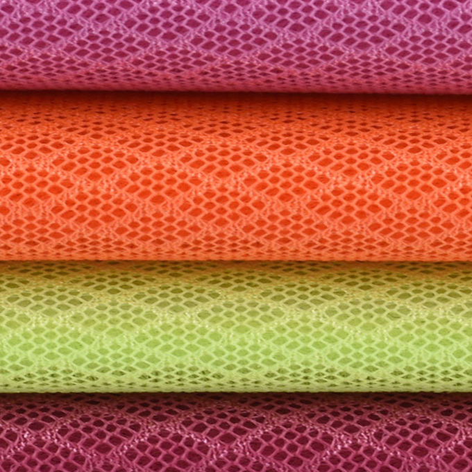 200×200 280gm 3D Spacer Mesh Poliéster Tecido de malha atlética para melhorar a estética 6